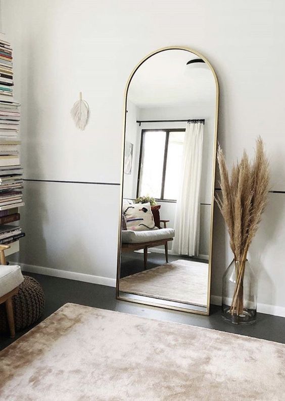 mirror as small living room decoration