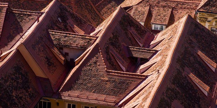 how to fond a perfect roofing company