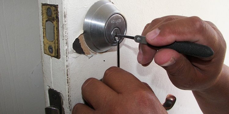 services the locksmiths offer in denver