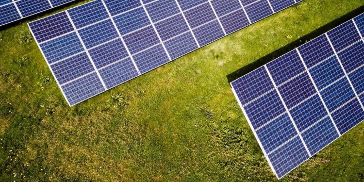 8 Solar Energy Advantages From Installing Panels on Your Home